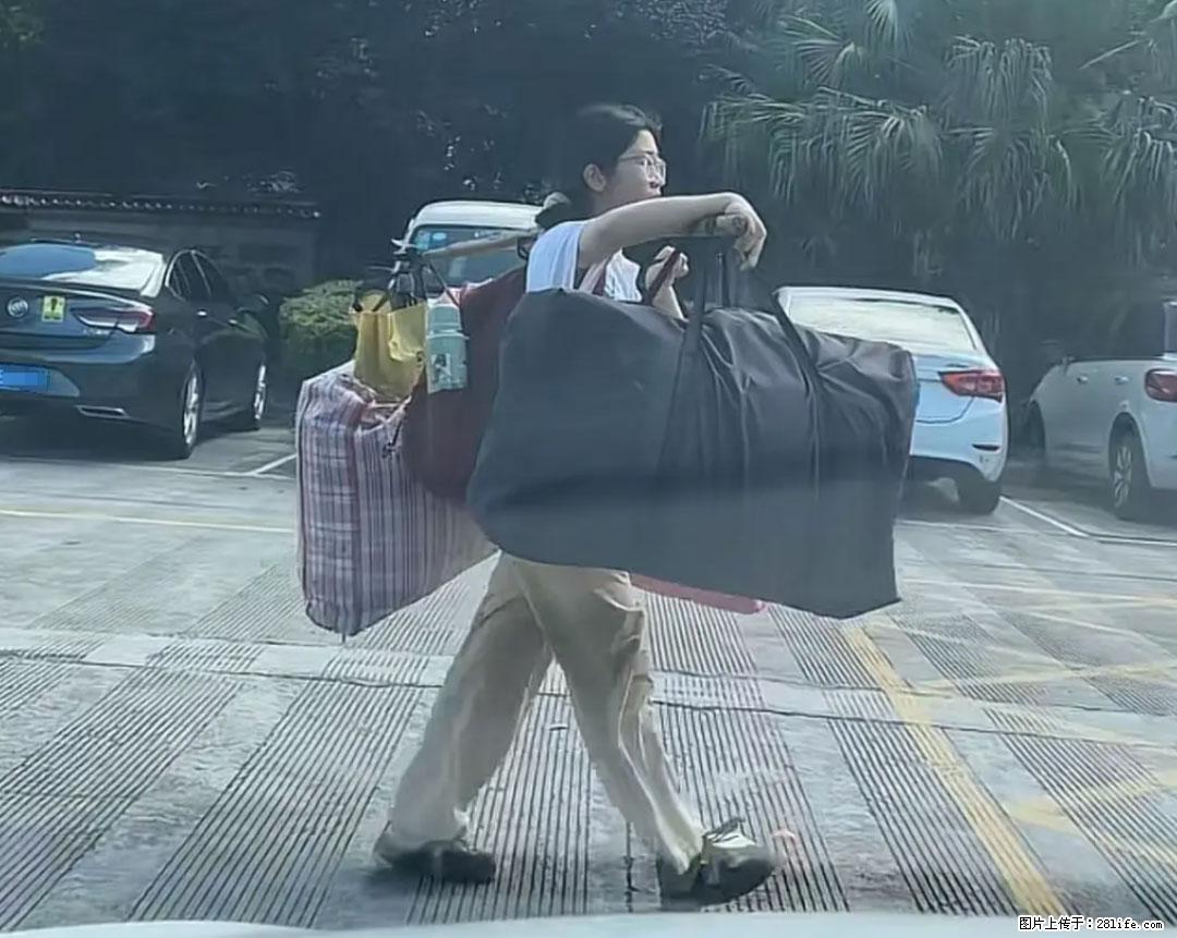 全网追的“扁担女孩”，找了一份暑假工，时薪12元 - 泉州生活资讯 - 泉州28生活网 qz.28life.net